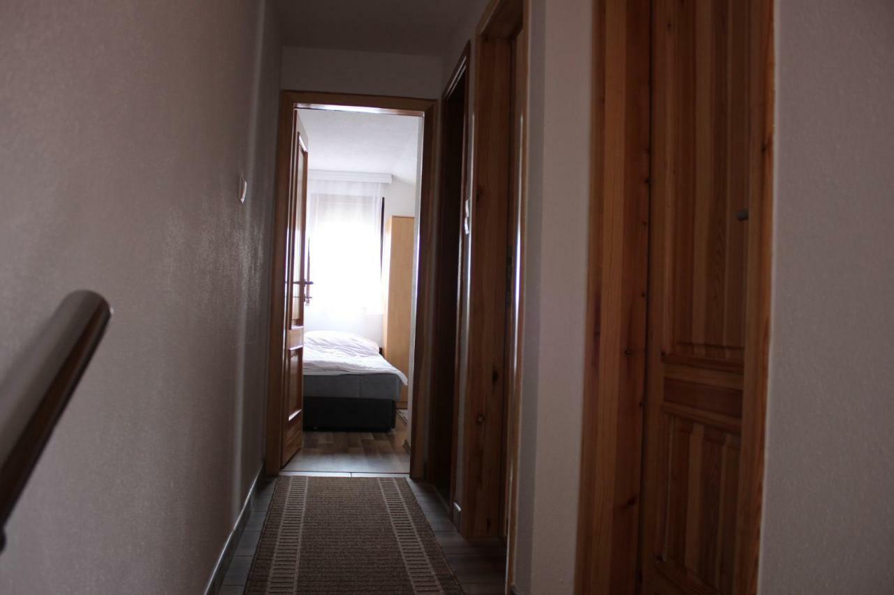 Apartments Zoni Vlašić Eksteriør billede